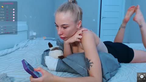 Eva online show from 10/28/25, 07:01