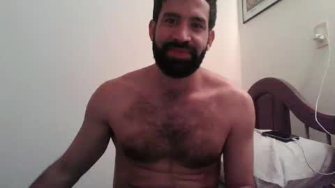 Snapshot of guarani2025 chatting on 10/16/25, 02:01 Guarani Hunter online show from 10/16/25, 02:01