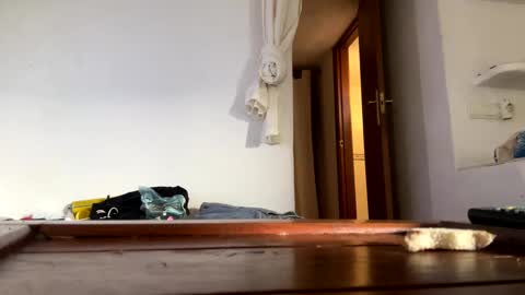 Snapshot of guardiannif_ chatting on 02/19/25, 04:44 guardiannif_ online show from 02/19/25, 04:44