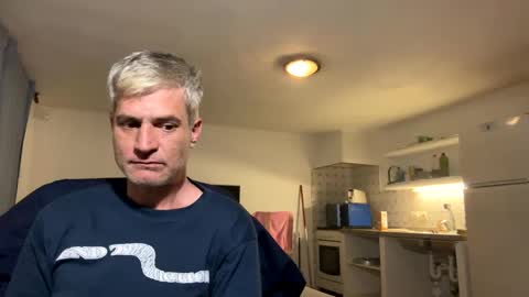 Snapshot of guardiannif_ chatting on 03/10/25, 12:29 guardiannif_ online show from 03/10/25, 12:29