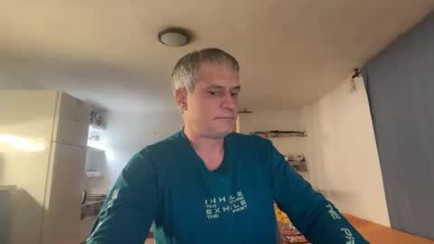 guardiannif_ online show from 02/08/26, 01:09