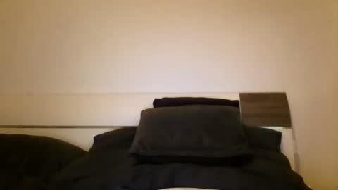 Snapshot of guerillatequilla chatting on 04/24/26, 01:02 guerillatequilla online show from 04/24/26, 01:02