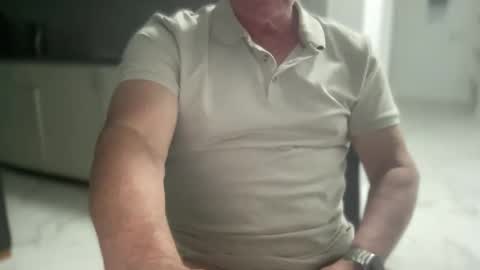 guesswhatigot2 online show from 01/04/25, 12:05