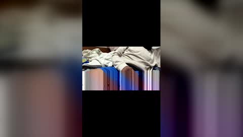 guesswhosback13 online show from 06/10/26, 10:03
