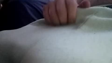 Snapshot of guevaraalexis036 chatting on 11/17/25, 12:11 guevaraalexis036 online show from 11/17/25, 12:11