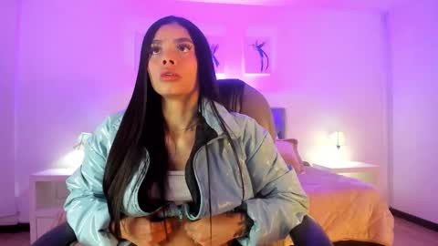 Snapshot of guggahell chatting on 02/22/26, 12:04 Guggahell online show from 02/22/26, 12:04