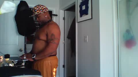 Snapshot of guidedhandstech chatting on 01/24/25, 09:05 guidedhandstech online show from 01/24/25, 09:05