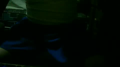 Snapshot of guidogomezcag chatting on 10/15/25, 05:40 guidogomezcag online show from 10/15/25, 05:40