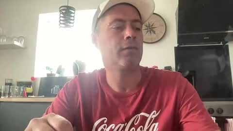 guil0 online show from 09/08/25, 06:51