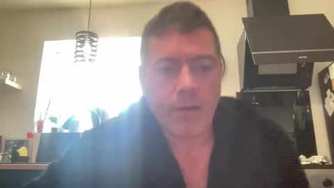 guil0 online show from 10/26/25, 10:43