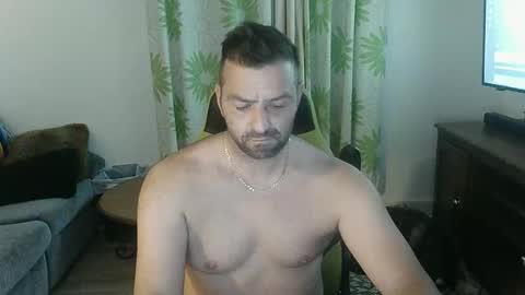 Snapshot of guillaume666286050 chatting on 06/05/26, 01:12 guillaume666286050 online show from 06/05/26, 01:12