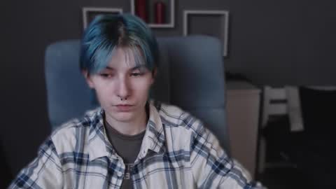 guitarandangell online show from 10/24/25, 03:36