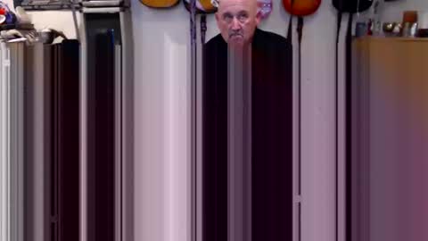 Snapshot of guitarsexgod chatting on 02/23/25, 07:44 Mario online show from 02/23/25, 07:44