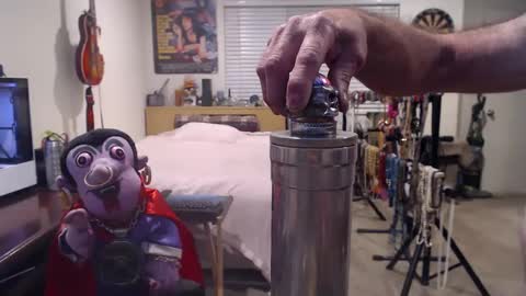 Snapshot of guitarsexgod chatting on 10/14/25, 07:20 Mario online show from 10/14/25, 07:20