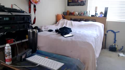 guitarsexgod2 online show from 06/18/26, 10:58
