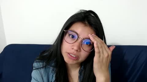 Snapshot of gumball_room chatting on 09/08/25, 08:41 Vane blonde and Hazell black hair online show from 09/08/25, 08:41