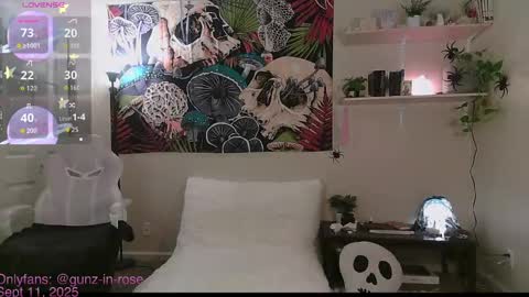 Kylie online show from 09/11/25, 03:23