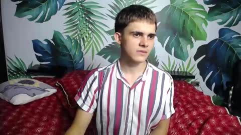 Snapshot of gurvinderr chatting on 03/12/25, 03:29 Hushaima Gur online show from 03/12/25, 03:29