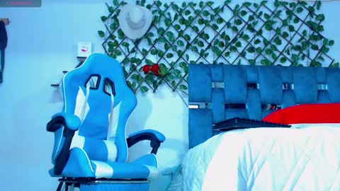 Snapshot of gurxxxt chatting on 12/01/24, 04:29 Hakim online show from 12/01/24, 04:29