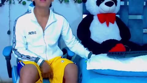 Hakim online show from 03/19/26, 11:14