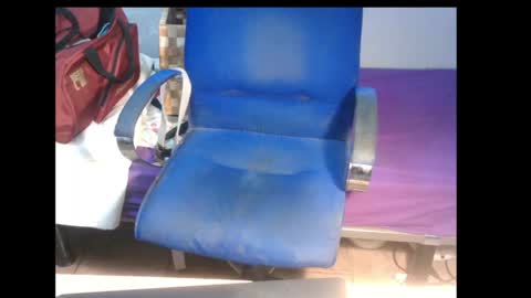 gusanito_enano online show from 05/18/26, 09:26