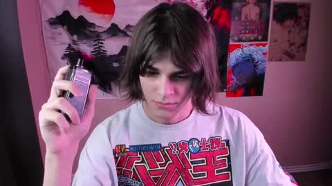 Snapshot of gushill_ chatting on 02/07/25, 09:15 gushill_ online show from 02/07/25, 09:15