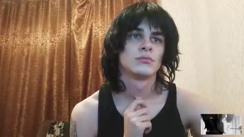 Snapshot of gushill_ chatting on 11/10/25, 12:31 gushill_ online show from 11/10/25, 12:31