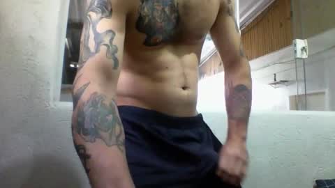 Snapshot of gustavyuri chatting on 09/11/25, 11:21 Gustav online show from 09/11/25, 11:21