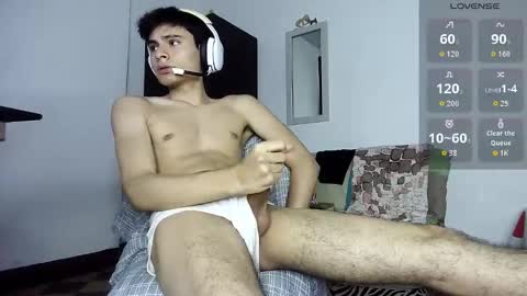 Snapshot of guts1_ chatting on 10/30/25, 05:09 Guts online show from 10/30/25, 05:09