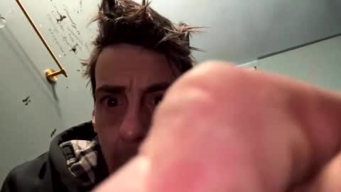 Snapshot of guy_shy420 chatting on 11/11/25, 10:15 guy_shy420 online show from 11/11/25, 10:15