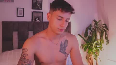 Snapshot of guy_twinks chatting on 06/19/26, 07:56 Gabriel online show from 06/19/26, 07:56