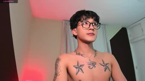 Snapshot of guy_veryhot1 chatting on 05/19/26, 05:25 onlyfans kevin garcia s online show from 05/19/26, 05:25
