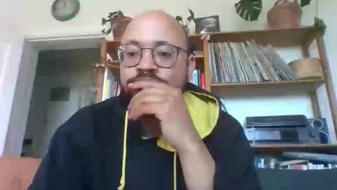 guy_wood15 online show from 04/22/26, 09:44