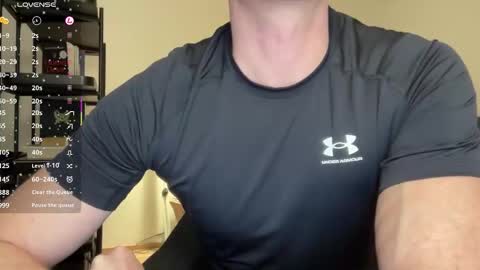 Snapshot of guyfromfinland1981 chatting on 12/16/25, 06:40 NaughtyFitHusband online show from 12/16/25, 06:40