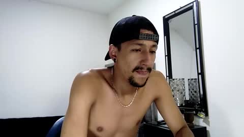 Snapshot of guykarim chatting on 12/05/24, 02:31 karim online show from 12/05/24, 02:31