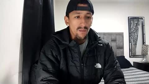 Snapshot of guykarim chatting on 02/24/26, 07:06 karim online show from 02/24/26, 07:06