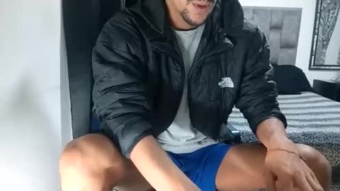 Snapshot of guykarim chatting on 02/28/26, 11:00 karim online show from 02/28/26, 11:00