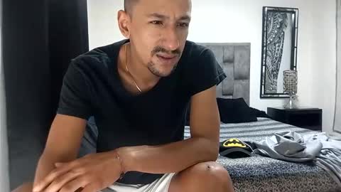 karim online show from 05/09/26, 04:17