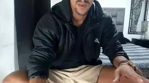 karim online show from 05/11/26, 11:35