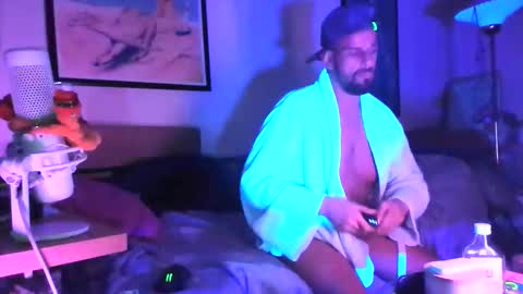 Snapshot of guyst_049 chatting on 02/28/26, 02:12 GuyST049 online show from 02/28/26, 02:12