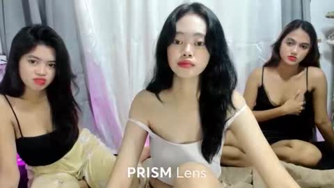 Snapshot of gwapa_gonewild chatting on 05/15/26, 12:17 gwapa_gonewild online show from 05/15/26, 12:17