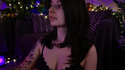 Snapshot of gwenhilton chatting on 03/07/25, 08:45 gwenhilton online show from 03/07/25, 08:45