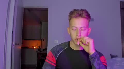 Oliver online show from 12/22/25, 09:45