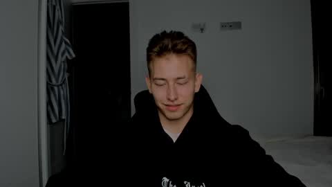 Oliver online show from 04/24/26, 10:12