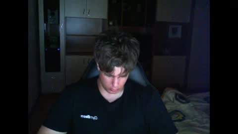 Snapshot of gymguy0505 chatting on 05/04/26, 09:33 gymguy0505 online show from 05/04/26, 09:33
