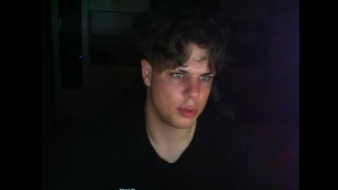 Snapshot of gymguy0505 chatting on 05/25/26, 10:05 gymguy0505 online show from 05/25/26, 10:05
