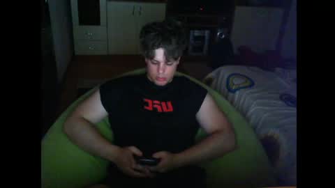 Snapshot of gymguy0505 chatting on 05/30/26, 10:18 gymguy0505 online show from 05/30/26, 10:18