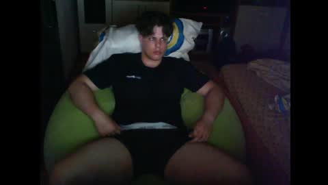Snapshot of gymguy0505 chatting on 05/31/26, 08:21 gymguy0505 online show from 05/31/26, 08:21