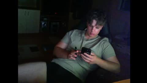 Snapshot of gymguy0505 chatting on 06/05/26, 10:37 gymguy0505 online show from 06/05/26, 10:37