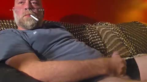 Snapshot of gymshoo chatting on 10/29/25, 08:38 Eli online show from 10/29/25, 08:38